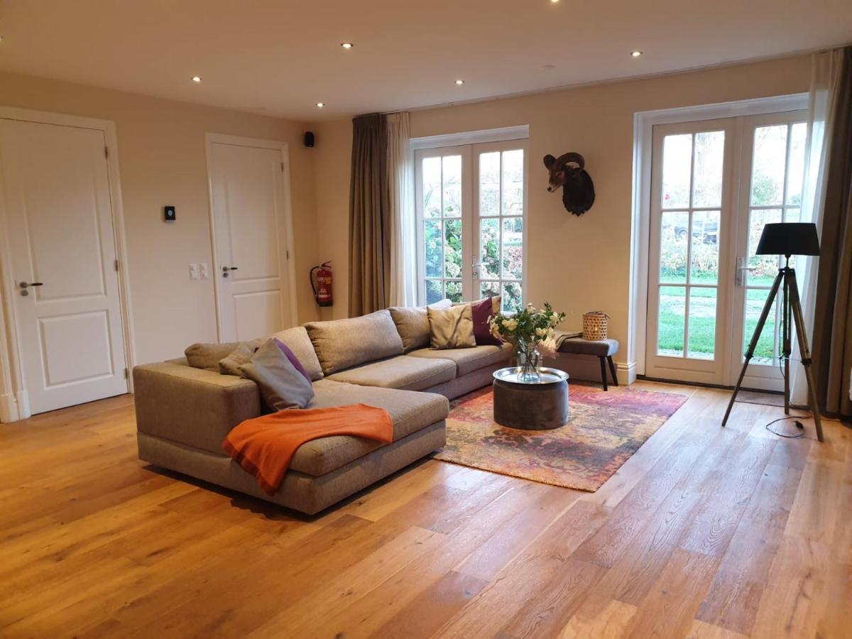 B&B Het Koetshuis Hazerswoude-Dorp エクステリア 写真